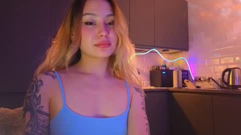 Snapshot of strawberrypie99 chatting on February 21, 2026, 4:52 pm Tati and Lola online show from February 21, 2026, 4:52 pm