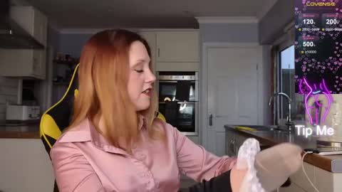 Snapshot of stripmequick chatting on February 10, 2025, 10:31 am Amorina online show from February 10, 2025, 10:31 am