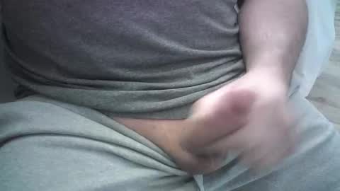 Snapshot of strokin8219621 chatting on February 7, 2025, 8:42 pm Strokin online show from February 7, 2025, 8:42 pm