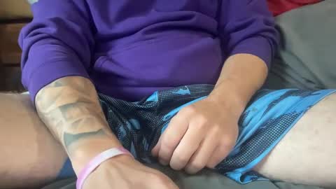 stroking33again online show from October 8, 2025, 12:58 pm