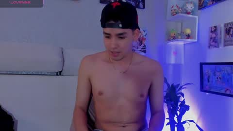 Snapshot of strong_rock69 chatting on April 15, 2026, 3:52 pm strong_rock69 online show from April 15, 2026, 3:52 pm