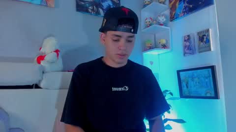 Snapshot of strong_rock69 chatting on May 29, 2026, 5:33 pm strong_rock69 online show from May 29, 2026, 5:33 pm