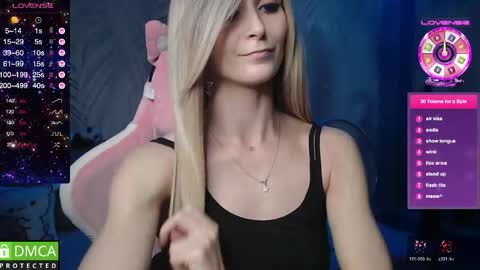 Snapshot of strongalice chatting on May 15, 2026, 9:22 pm The best athletic body on the site online show from May 15, 2026, 9:22 pm