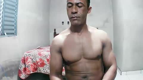 Snapshot of strongdaddyfantastic chatting on May 16, 2026, 1:21 pm strongdaddyfantastic online show from May 16, 2026, 1:21 pm
