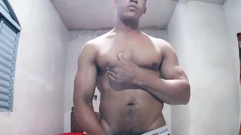 Snapshot of strongdaddyfantastic chatting on May 24, 2026, 7:41 pm strongdaddyfantastic online show from May 24, 2026, 7:41 pm