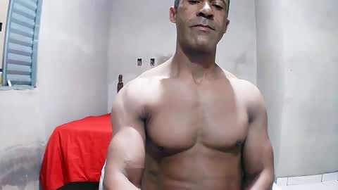 Snapshot of strongdaddyfantastic chatting on May 27, 2026, 5:26 am strongdaddyfantastic online show from May 27, 2026, 5:26 am