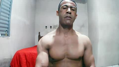 strongdaddyfantastic online show from June 17, 2026, 11:49 pm