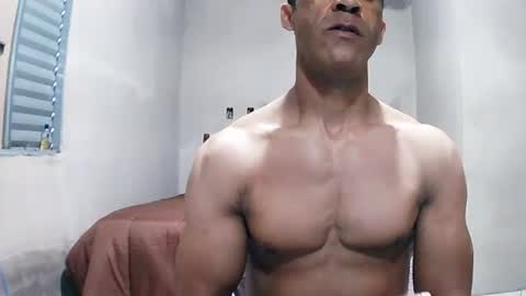 strongdaddyfantastic online show from July 10, 2026, 3:58 pm