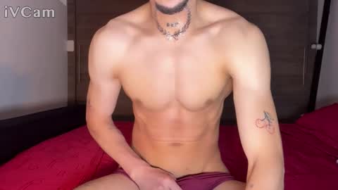 stronghardlatino online show from June 1, 2026, 2:24 am