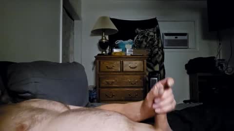 Strongskin online show from December 3, 2024, 6:37 am