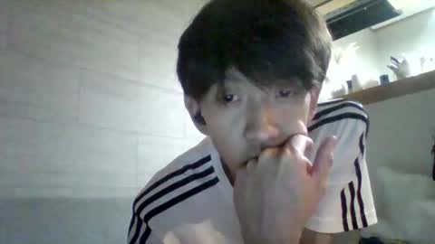 Asian boy online show from May 27, 2026, 4:37 pm