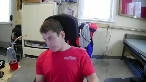 Snapshot of stturbo chatting on December 15, 2025, 4:11 pm stturbo online show from December 15, 2025, 4:11 pm