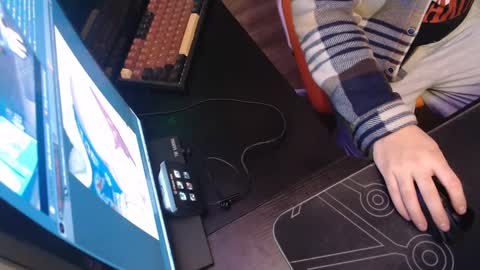 Snapshot of stud69861714 chatting on December 15, 2024, 10:07 am stud69861714 online show from December 15, 2024, 10:07 am