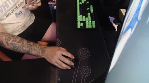 Snapshot of stud69861714 chatting on September 19, 2025, 7:10 am stud69861714 online show from September 19, 2025, 7:10 am