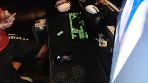 Snapshot of stud69861714 chatting on September 30, 2025, 6:18 am stud69861714 online show from September 30, 2025, 6:18 am