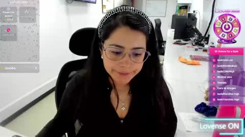 studcb_ online show from May 19, 2026, 10:49 pm
