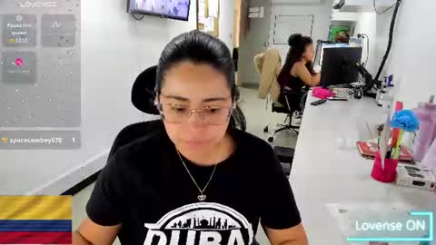 studcb_ online show from June 18, 2026, 9:52 pm