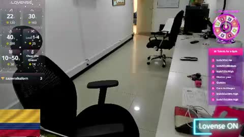 studcb_ online show from June 25, 2026, 7:07 pm