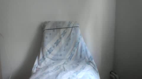 Snapshot of studdotcom chatting on June 9, 2026, 9:21 am Ero online show from June 9, 2026, 9:21 am