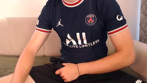 Stud From Paris online show from June 2, 2026, 12:29 pm