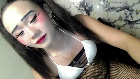 stunning_andrea69 online show from July 9, 2026, 6:56 pm
