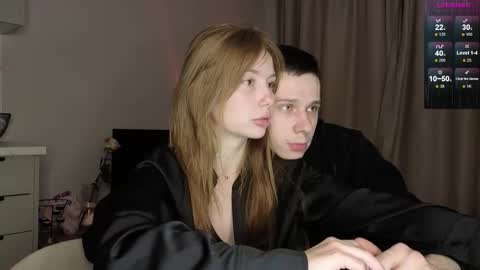 Snapshot of stupidmove chatting on October 25, 2025, 9:42 pm Adam Eva online show from October 25, 2025, 9:42 pm