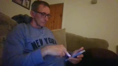 Snapshot of stuuuey73 chatting on May 14, 2026, 8:59 pm stuuuey73 online show from May 14, 2026, 8:59 pm