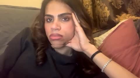 stxllaxcx online show from October 9, 2025, 8:18 pm