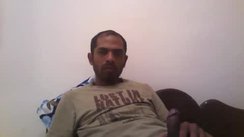 Indian Couple online show from October 21, 2025, 4:41 pm