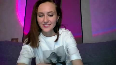 Snapshot of su_11111 chatting on January 15, 2025, 11:19 pm LINA online show from January 15, 2025, 11:19 pm