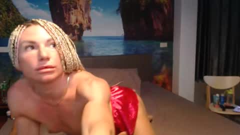 Snapshot of subbmarilyn chatting on November 26, 2025, 10:05 am subbmarilyn online show from November 26, 2025, 10:05 am