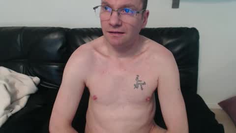 Snapshot of subfag4you chatting on November 16, 2025, 8:14 pm Sub Bottom for You online show from November 16, 2025, 8:14 pm