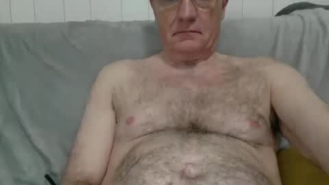 Snapshot of subforgirls1 chatting on December 17, 2025, 2:39 am subforgirls1 online show from December 17, 2025, 2:39 am