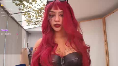 Snapshot of sublimetouch chatting on October 29, 2025, 5:14 pm Zoe online show from October 29, 2025, 5:14 pm