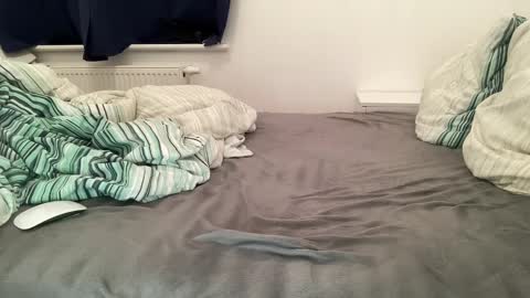 Snapshot of submissive199 chatting on November 28, 2025, 9:39 pm submissive199 online show from November 28, 2025, 9:39 pm