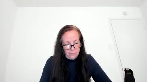Snapshot of submissivepeachgoddess chatting on May 17, 2026, 1:18 pm Submissie Peach Goddess online show from May 17, 2026, 1:18 pm