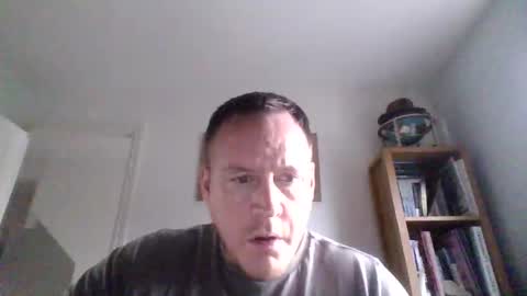 Snapshot of subpig84 chatting on March 16, 2026, 5:06 pm Sub Male online show from March 16, 2026, 5:06 pm