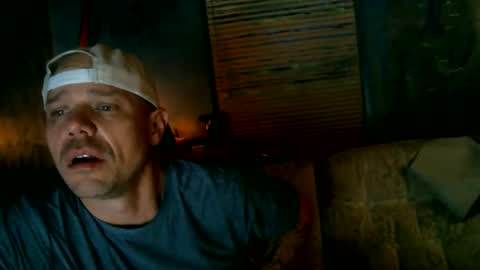 Snapshot of substance_abuse chatting on January 7, 2026, 9:34 am Smokin online show from January 7, 2026, 9:34 am