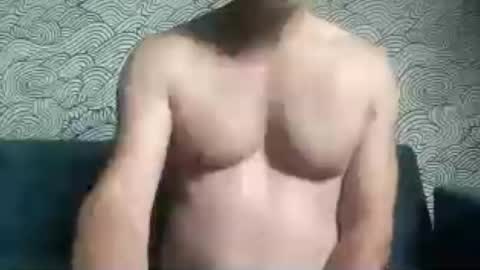 Snapshot of subzerotoast chatting on July 16, 2026, 6:36 pm James online show from July 16, 2026, 6:36 pm