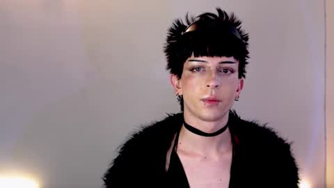 Snapshot of succubot chatting on October 12, 2025, 11:31 am Angel online show from October 12, 2025, 11:31 am