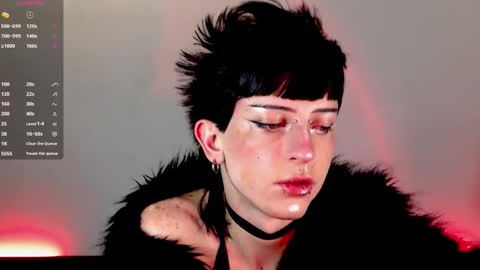 Snapshot of succubot chatting on October 15, 2025, 10:37 am Angel online show from October 15, 2025, 10:37 am