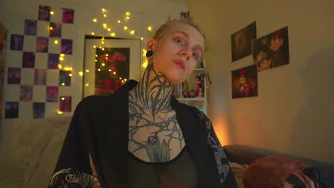 succubus_66 online show from February 1, 2025, 10:48 am
