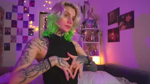 succubus_66 online show from March 6, 2025, 2:18 pm