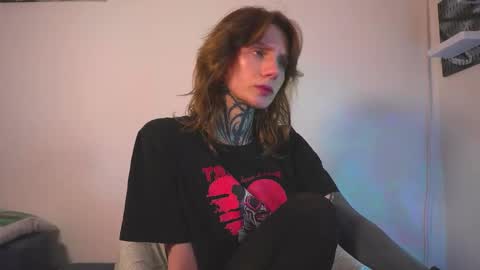 succubus_66 online show from February 4, 2026, 11:49 am