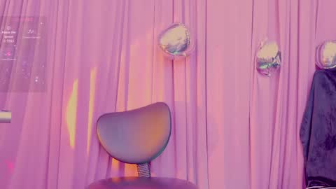 Snapshot of succubus_rosemilk chatting on May 29, 2026, 10:52 pm Succubus RoseMilk online show from May 29, 2026, 10:52 pm