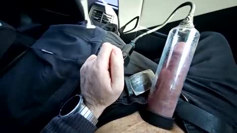 Snapshot of sucherealetreffen chatting on February 18, 2025, 11:33 am sucherealetreffen online show from February 18, 2025, 11:33 am