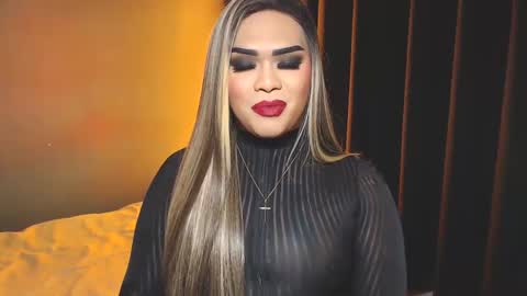 Snapshot of suckablecockoffreya chatting on December 14, 2024, 11:56 pm JADE ELYSE online show from December 14, 2024, 11:56 pm