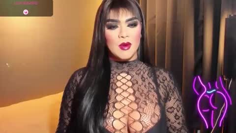 Snapshot of suckablecockoffreya chatting on October 18, 2025, 6:52 pm JADE ELYSE online show from October 18, 2025, 6:52 pm