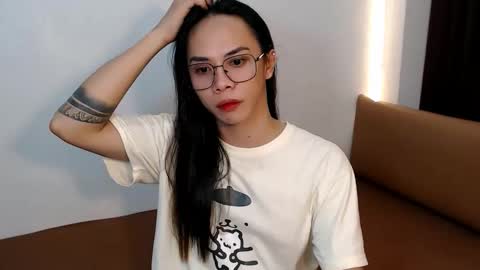 Snapshot of suckablemistress4u chatting on November 3, 2025, 5:09 am SELF SUCKER ALICIA online show from November 3, 2025, 5:09 am