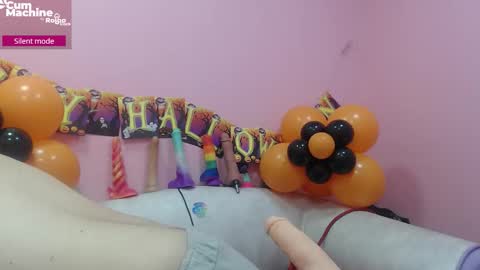 Sucky  online show from October 10, 2025, 12:04 pm